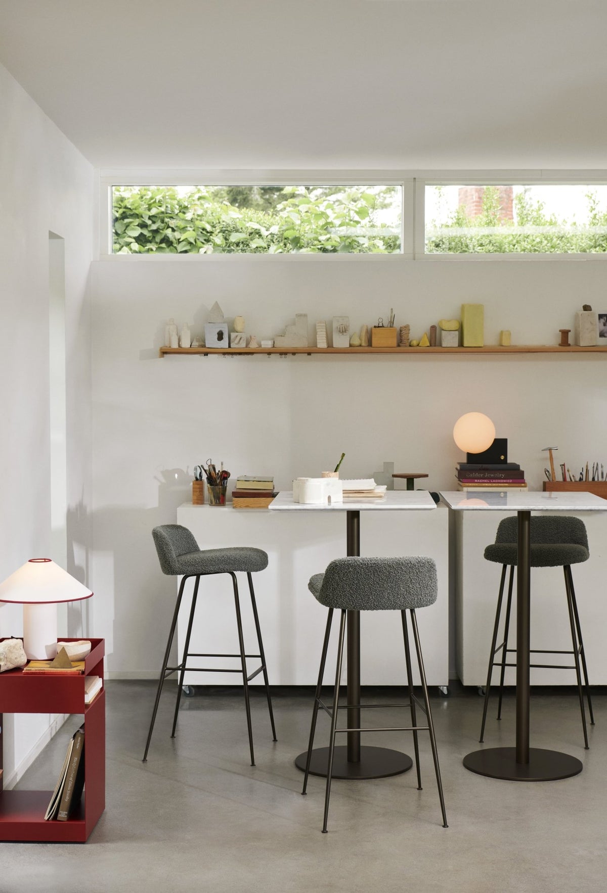 Lampe de table liseré merlot Colette ATD6 - &tradition - The Cool Republic