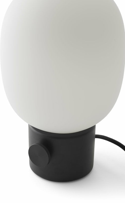 Lampe de table noire JWDA - Audo - The Cool Republic