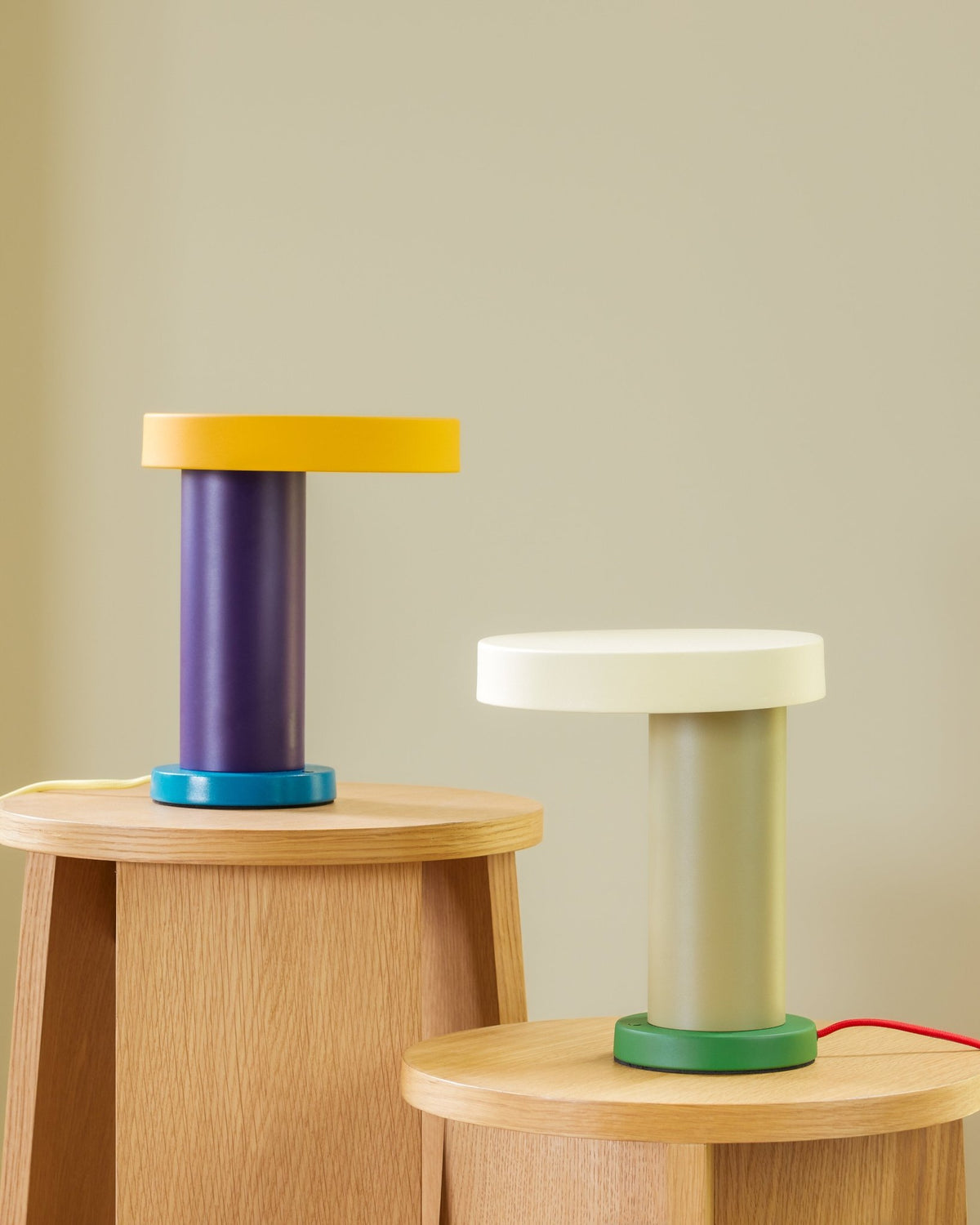 Lampe de table violet et orange 25x20cm Magic - Hübsch - The Cool Republic