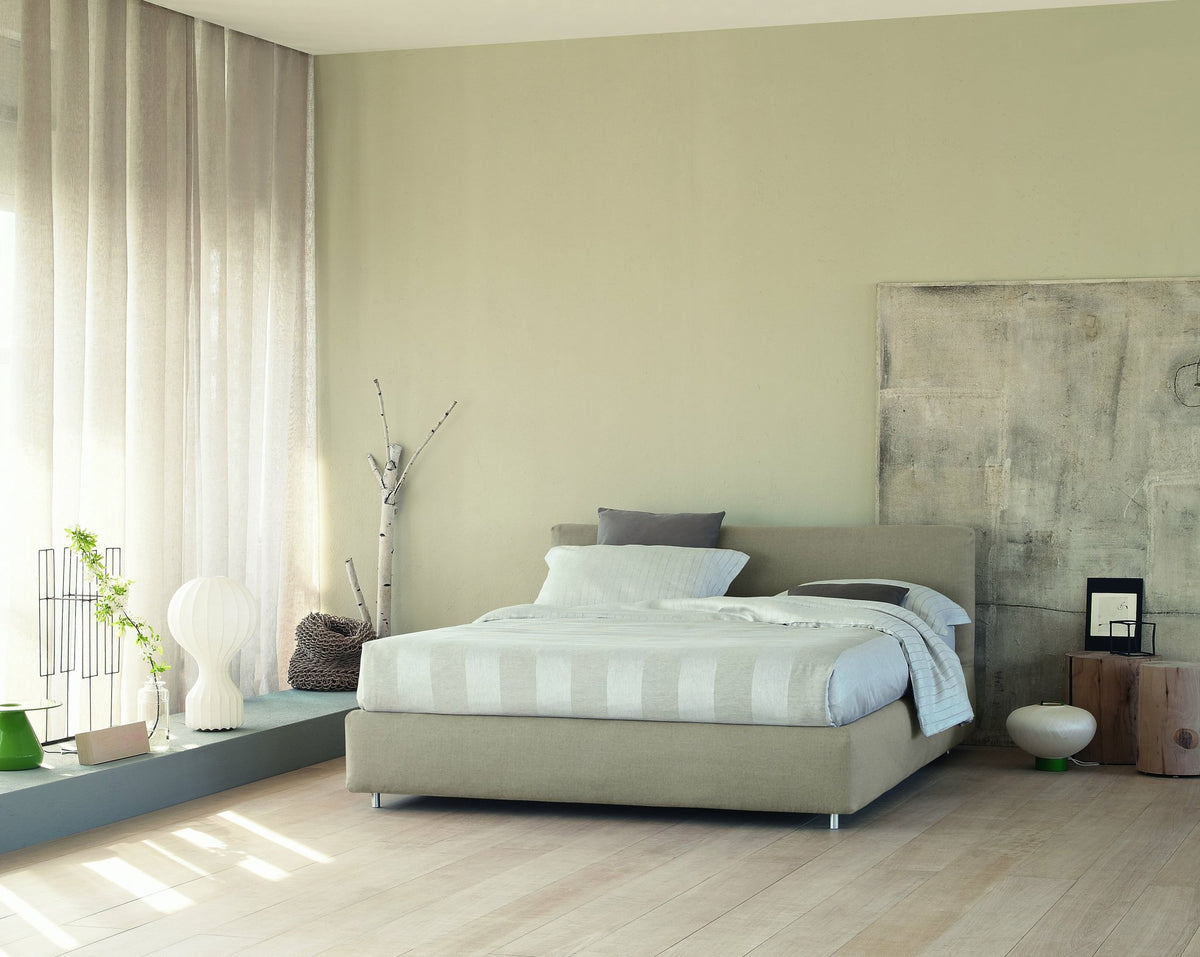Lampe design blanche 56 cm Gatto - Flos - The Cool Republic