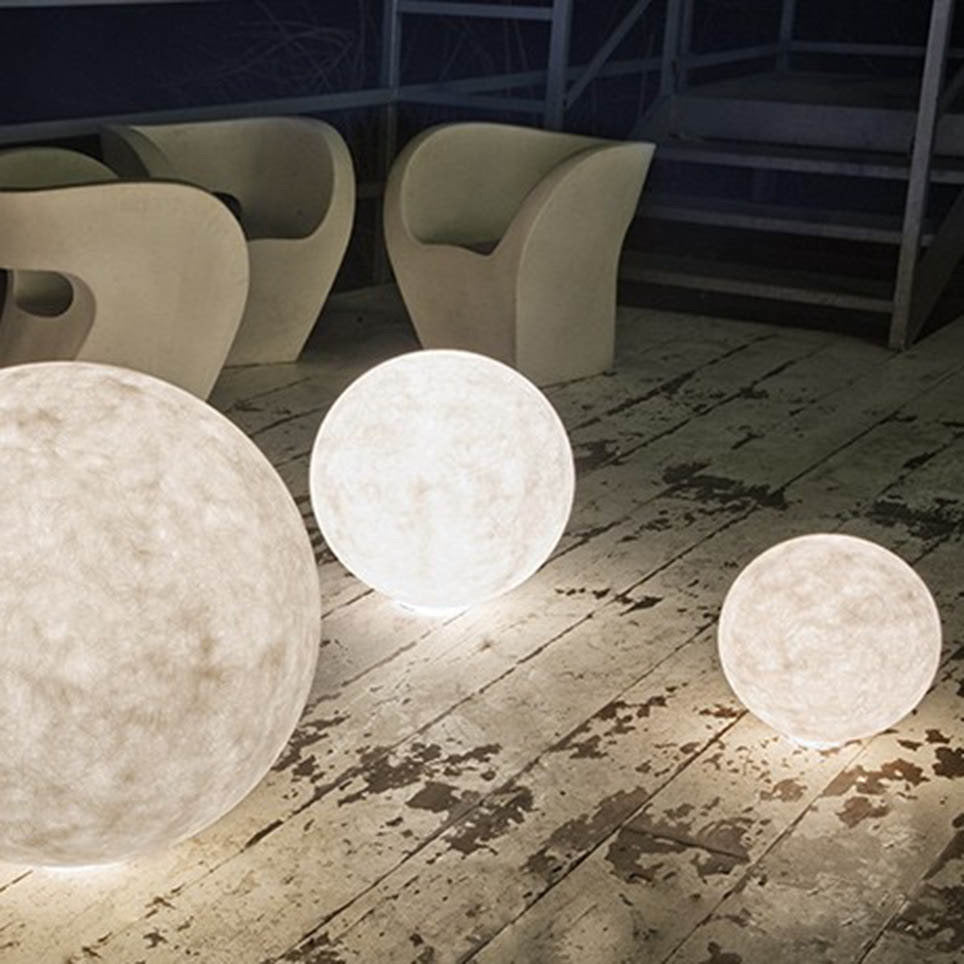 Lampe d'extérieur Moon 70 cm - In-es.artdesign - The Cool Republic