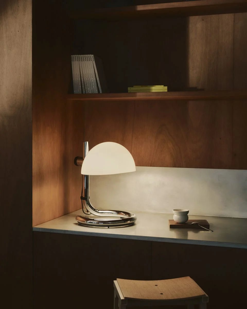 Lampe en acier chromé et plastique blanc 38x41cm Lauro - Marset - The Cool Republic