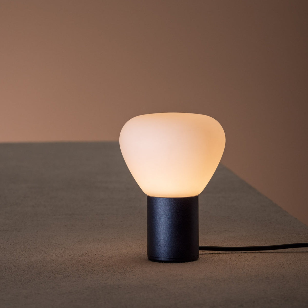 Lampe en aluminium blanc 17 cm Parc n°1- Lambert & Fils - The Cool Republic