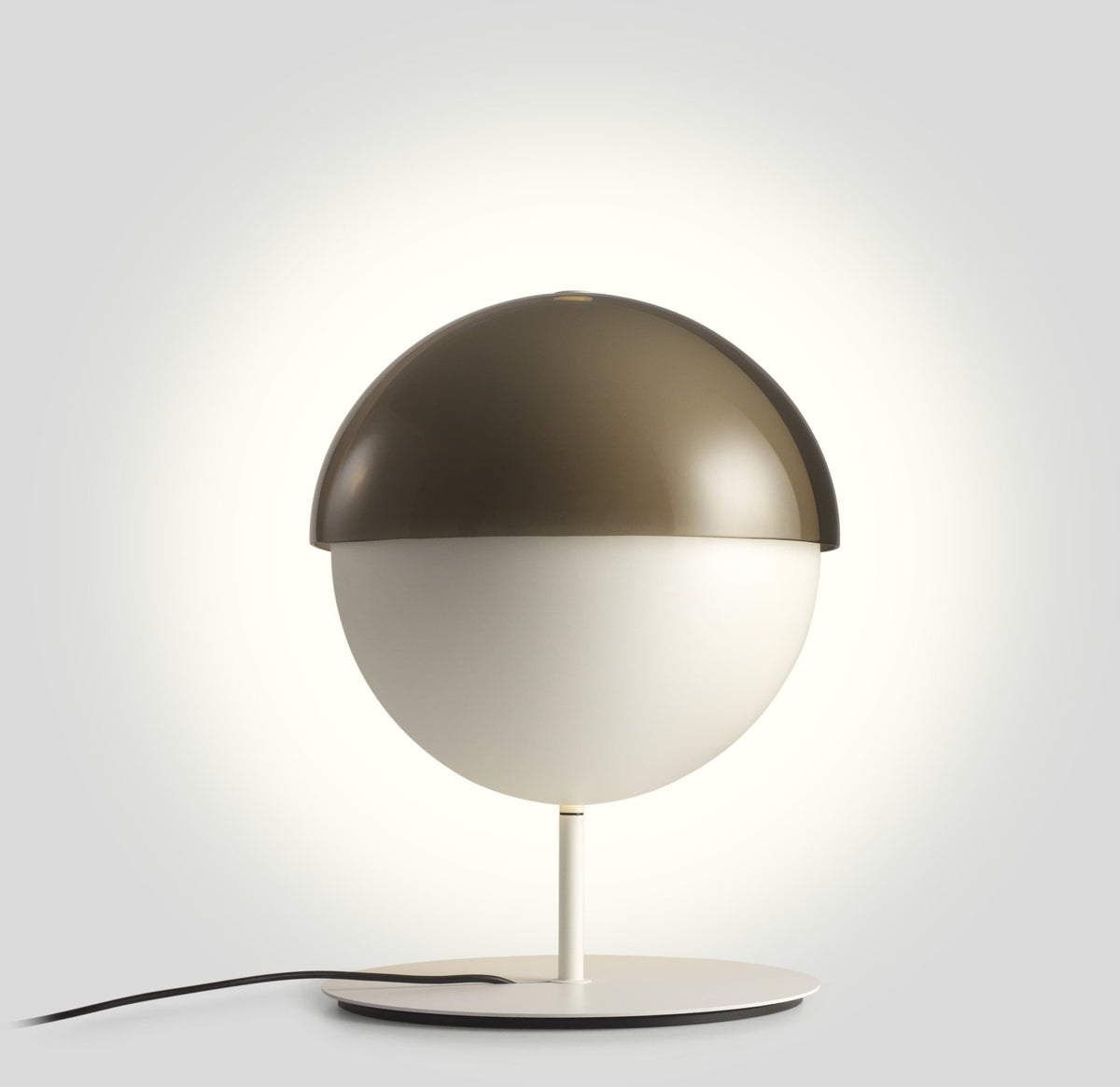 Lampe en aluminium blanche 43,5 cm Theia - Marset - The Cool Republic