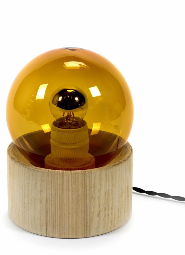 Lampe en bois naturel et en verre ambré Full Moon - Serax - The Cool Republic