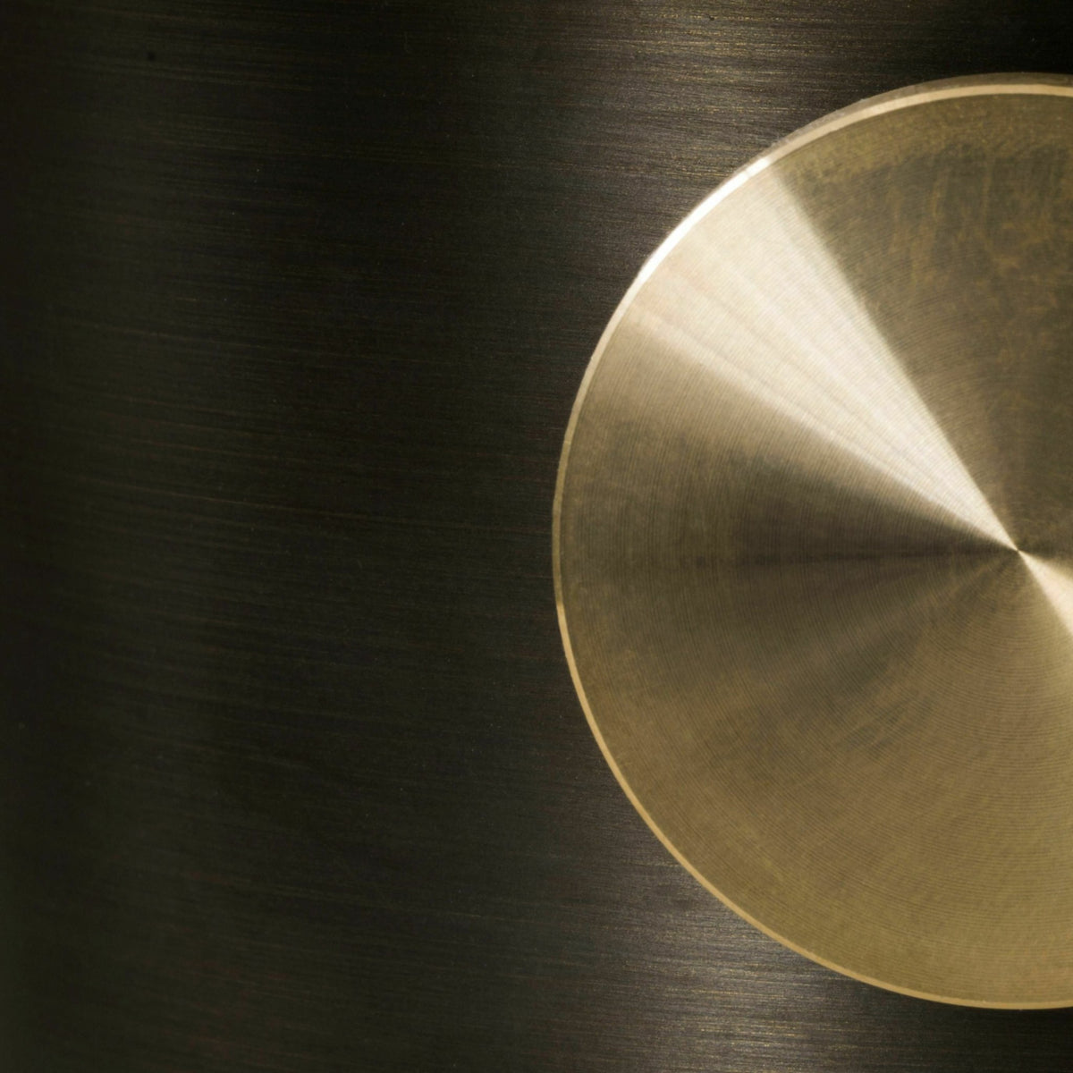 Lampe en bronze JWDA - Audo - The Cool Republic