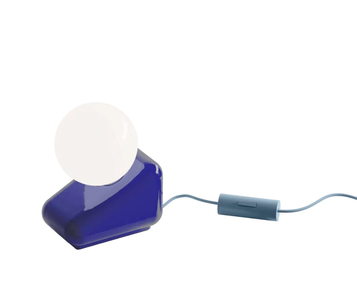 Lampe en céramique bleue 15x9,5cm Flip - Ferroluce - The Cool Republic
