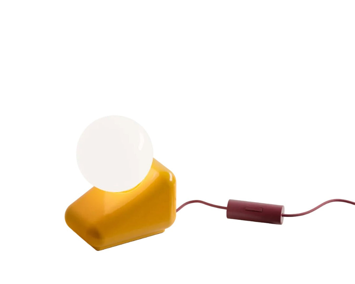 Lampe en céramique jaune 15x9,5cm Flip - Ferroluce - The Cool Republic