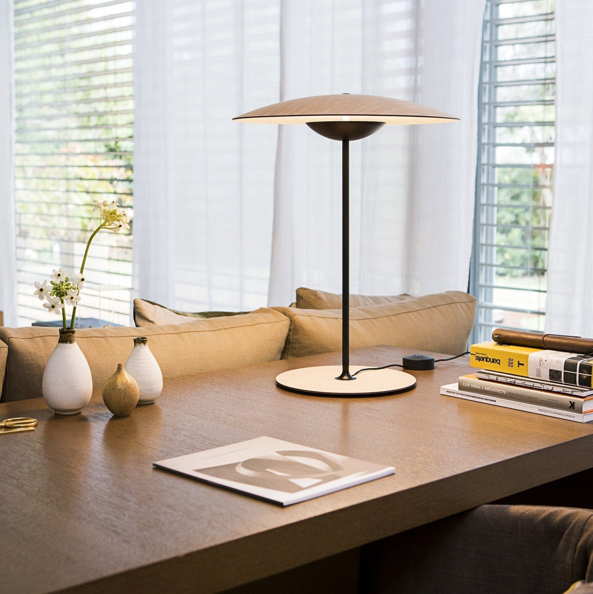 Lampe en chêne beige 30 x 19,5 cm Ginger - Marset - The Cool Republic