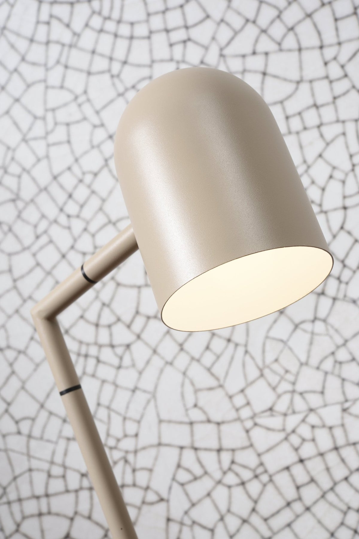 Lampe en fer sable 48,5 x 38 cm Marseille - It's about Romi - The Cool Republic