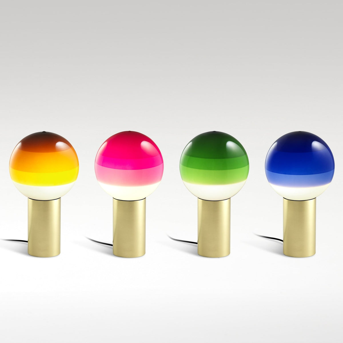 Lampe en laiton ambrée 54 cm Dipping Light - Marset - The Cool Republic