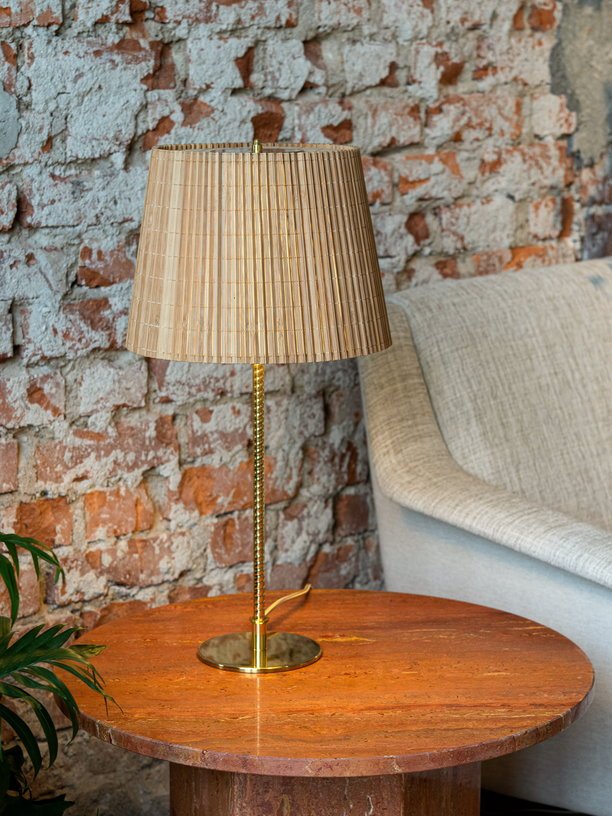 Lampe en laiton et bambou Modèle 9205 - Gubi - The Cool Republic