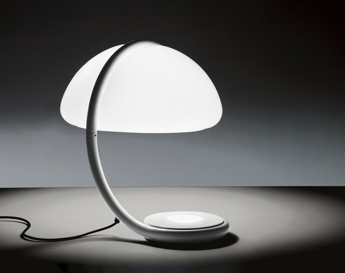 Lampe en métal blanche 45 cm Serpente - Martinelli Luce - The Cool Republic