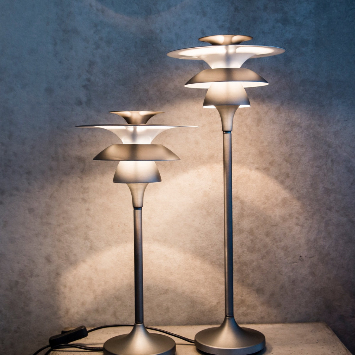 Lampe en métal noir 46,5 cm Picasso - Belid - The Cool Republic