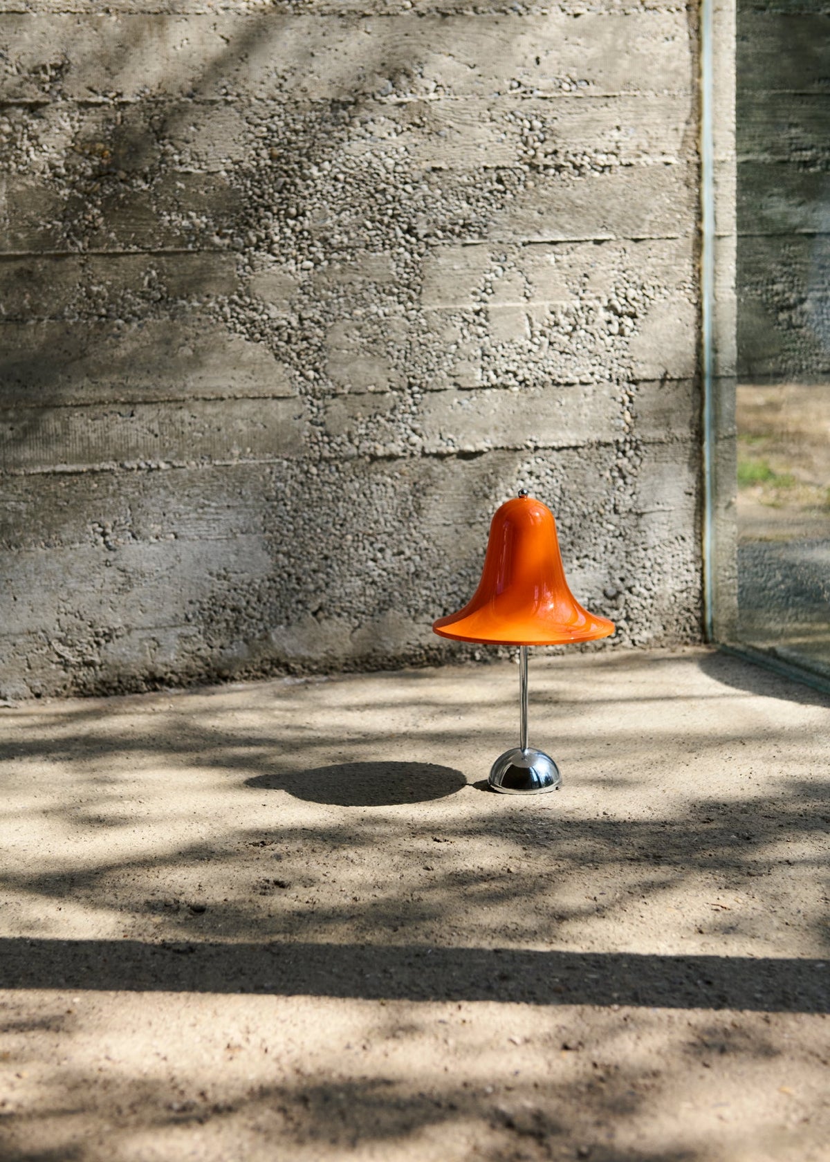 Lampe en métal orange 23cm Pantop - Verpan - The Cool Republic
