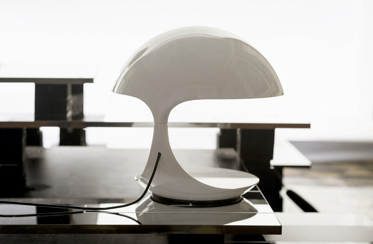 White resin lamp 40 cm Cobra - Martinelli Luce - The Cool Republic