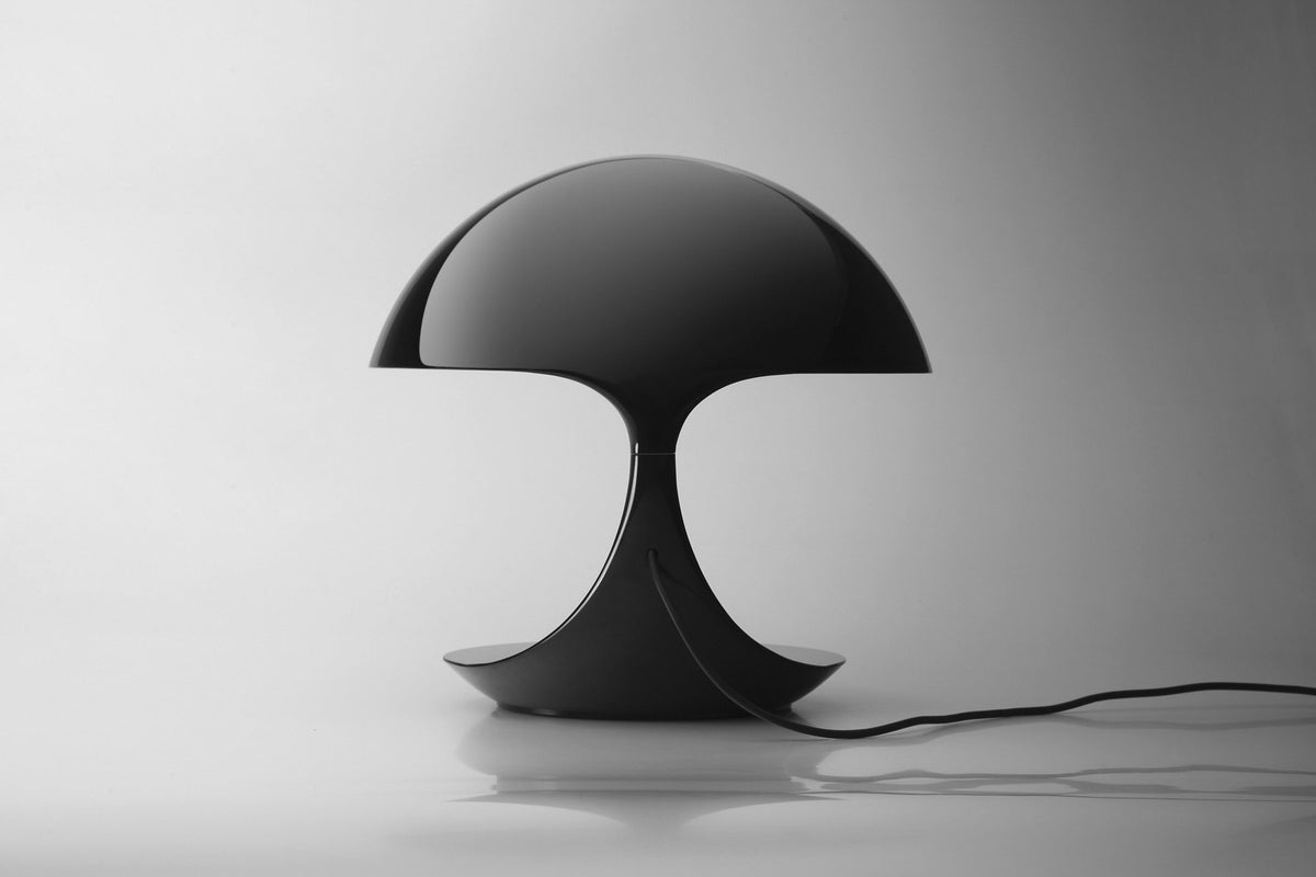 Lampe en résine noire 40 cm Cobra - Martinelli Luce - The Cool Republic