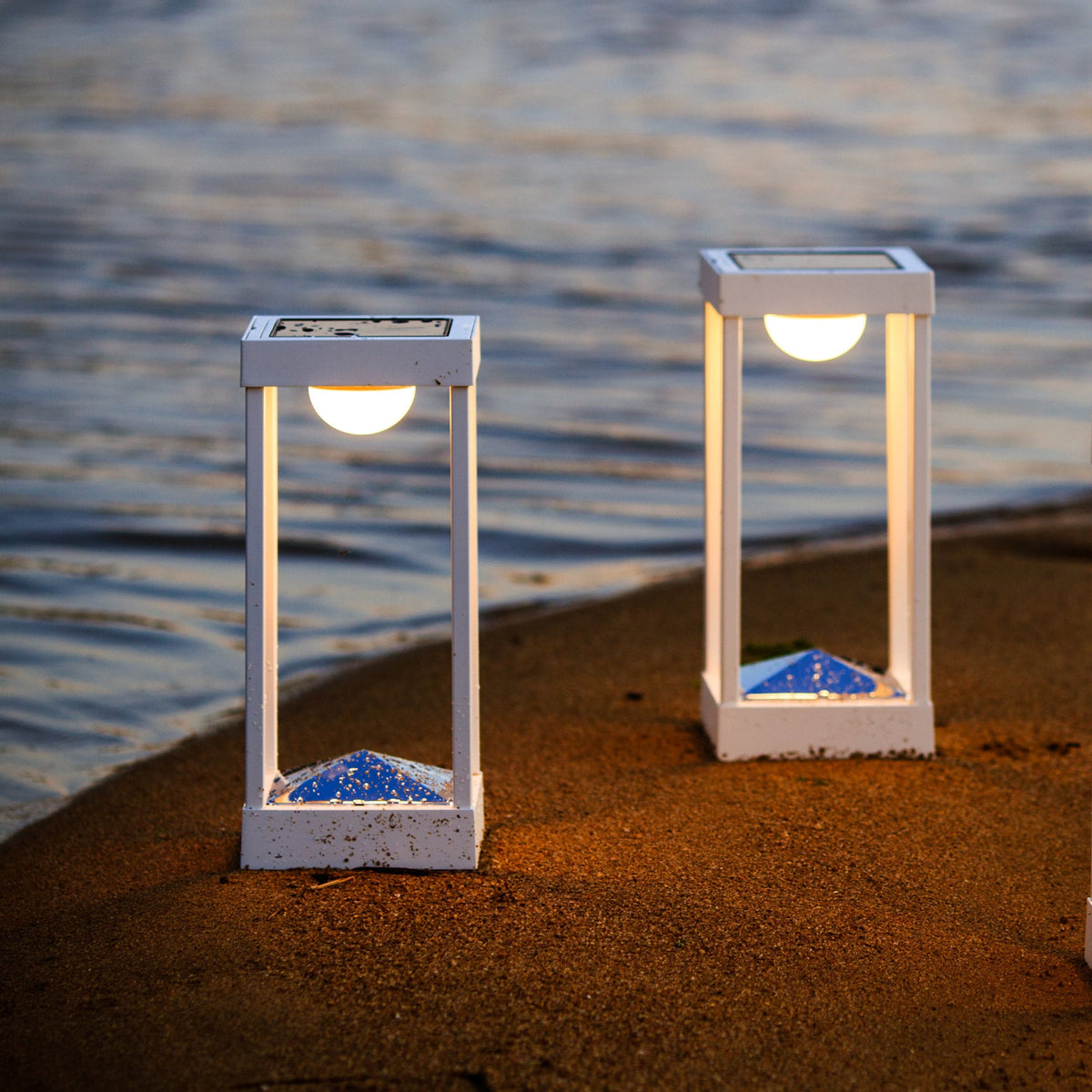 Lampe lanterne 40 cm blanche La Lampe Parc - Maiori - The Cool Republic