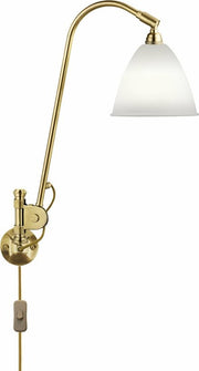 Lampe murale crème base dorée en laiton BL6 - Gubi - The Cool Republic