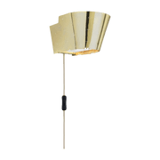 Lampe murale dorée en laiton Modèle 9464 - Gubi - The Cool Republic