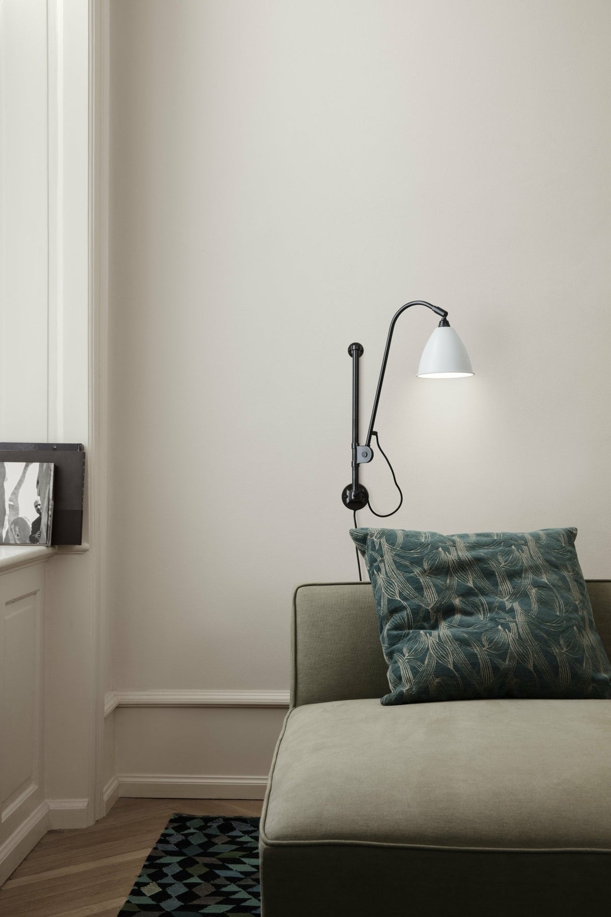 Grey wall lamp base gold brass BL5 - Gubi - The Cool Republic