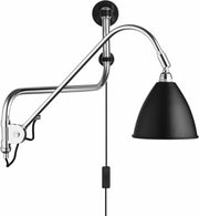 Lampe murale noire base argenté en laiton BL10 - Gubi - The Cool Republic