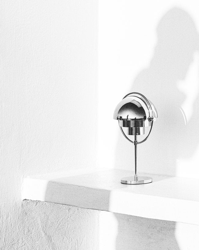Lampe portable chromé Multi - Lite - Gubi - The Cool Republic