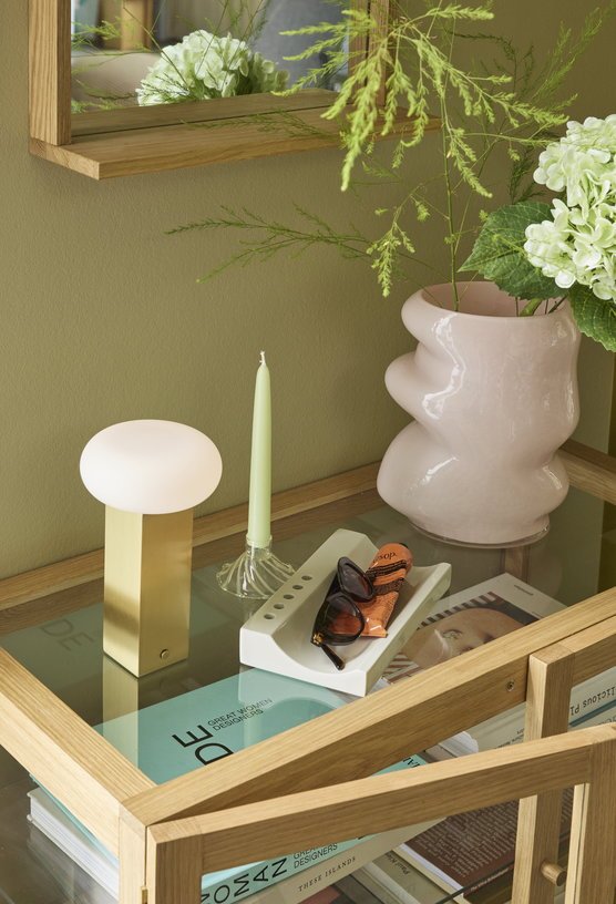 Lampe portable en finition laiton brossé Low - Hübsch - The Cool Republic
