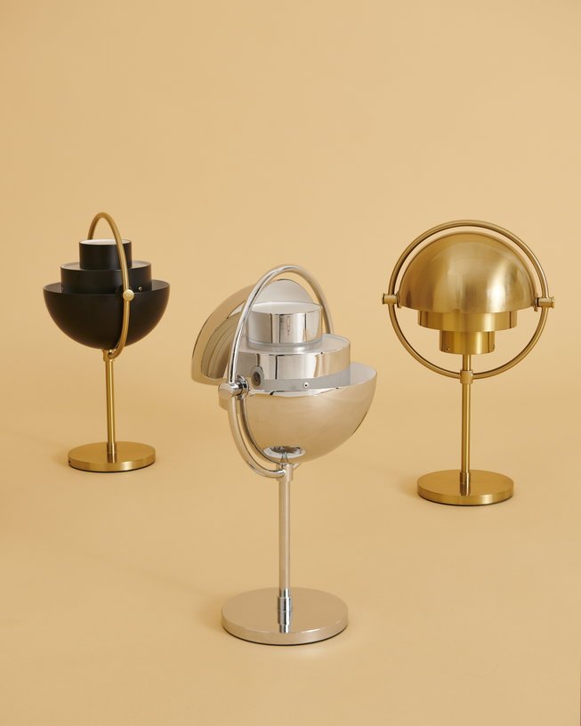Lampe portable en laiton doré et métal noir Multi - Lite - Gubi - The Cool Republic