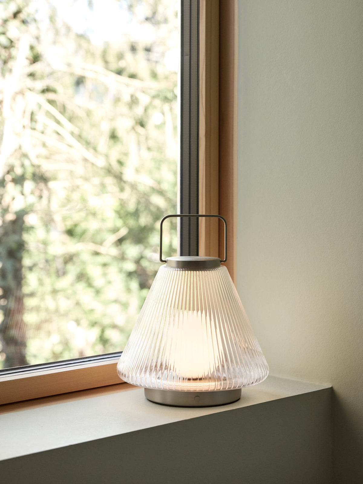 Lampe portable en verre trasnparent 28cm Tou - Hübsch — vue 4