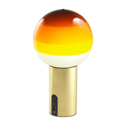 Lampe sans fil ambrée pied laiton Dipping Light - Marset - The Cool Republic