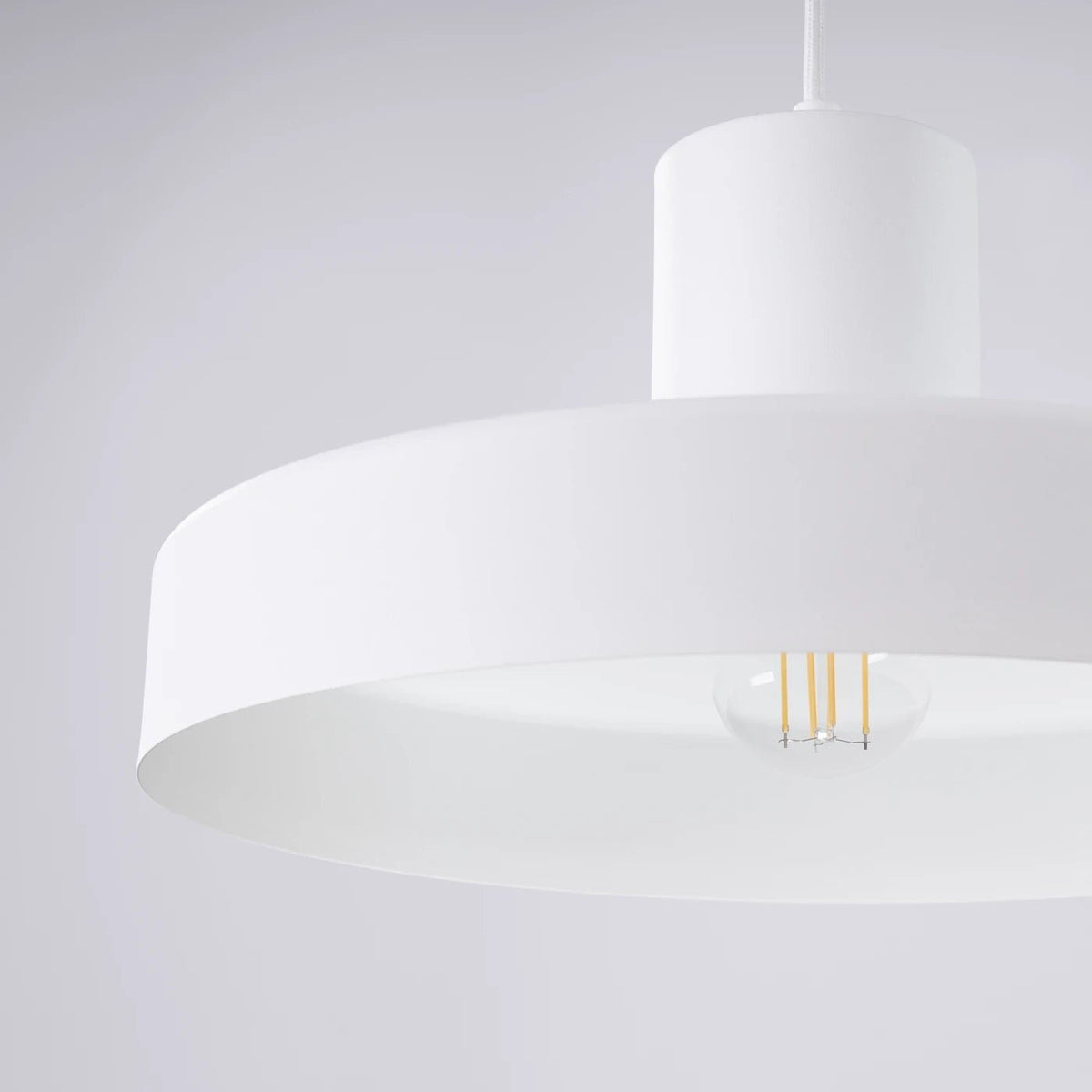 Lampe suspendue en acier blanc 35x120cm Bilo - Sollux - The Cool Republic