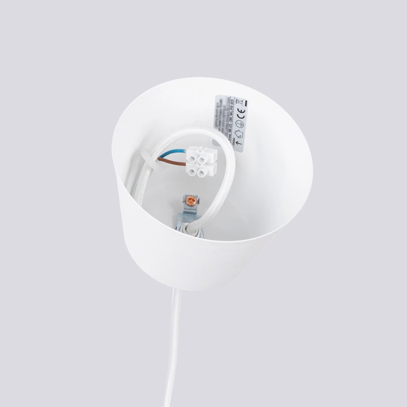 Lampe suspendue en acier blanc 35x120cm Bilo - Sollux - The Cool Republic