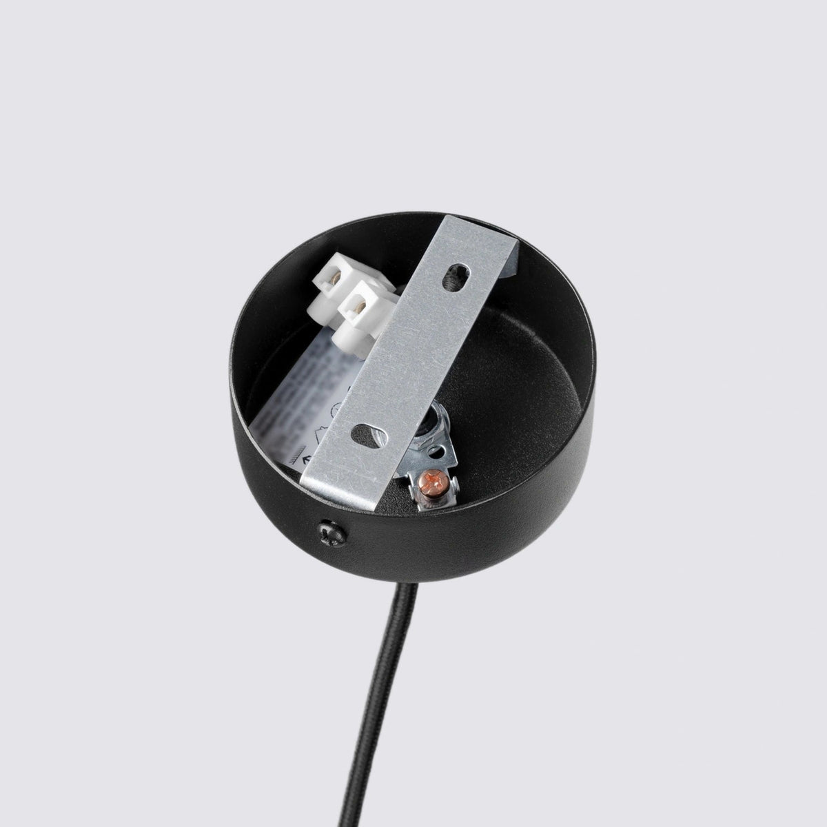 Lampe suspendue en feutre beige et acier noir30x126cm Feltro 1 - Sollux - The Cool Republic