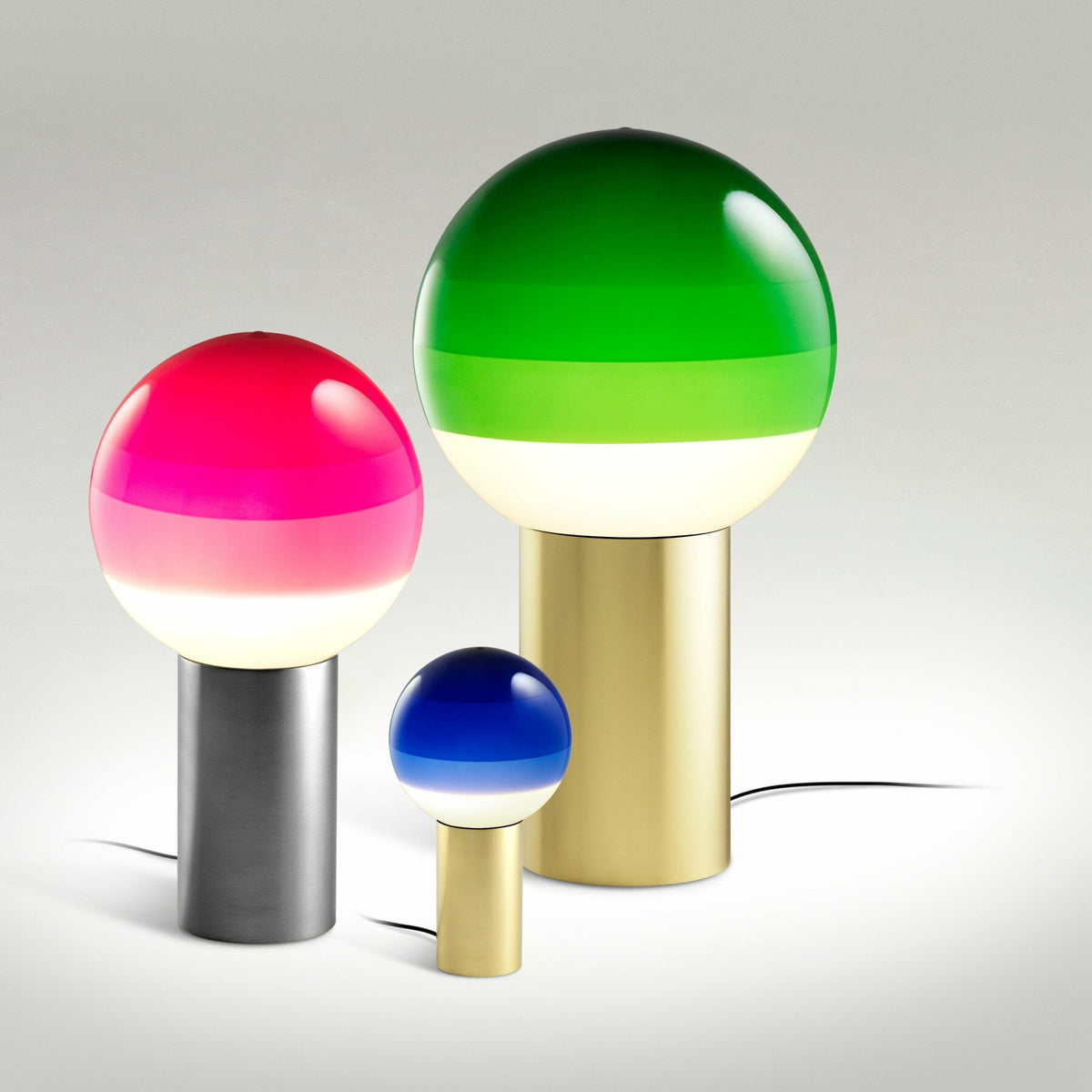 Lampe verte pied laiton 36 cm Dipping Light - Marset - The Cool Republic