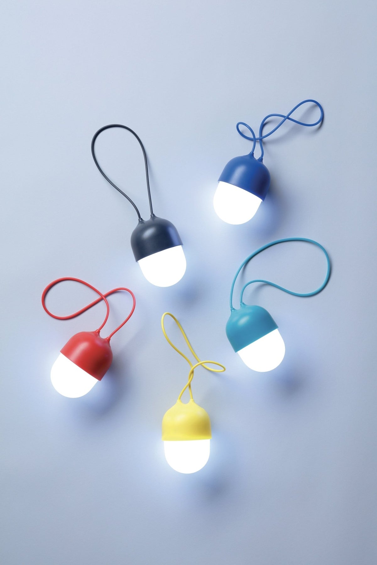 Lanterne nomade bleu 9,8 cm Clover - Lexon Design - The Cool Republic