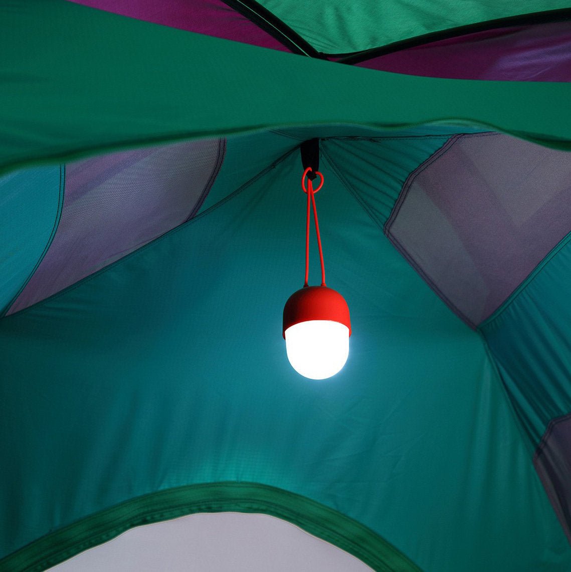 Lanterne nomade bleu 9,8 cm Clover - Lexon Design - The Cool Republic