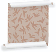 Lé de papier peint rose sur beige Loup - MUES Design - The Cool Republic