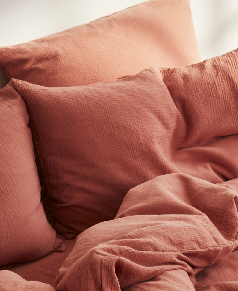 Le Lit.