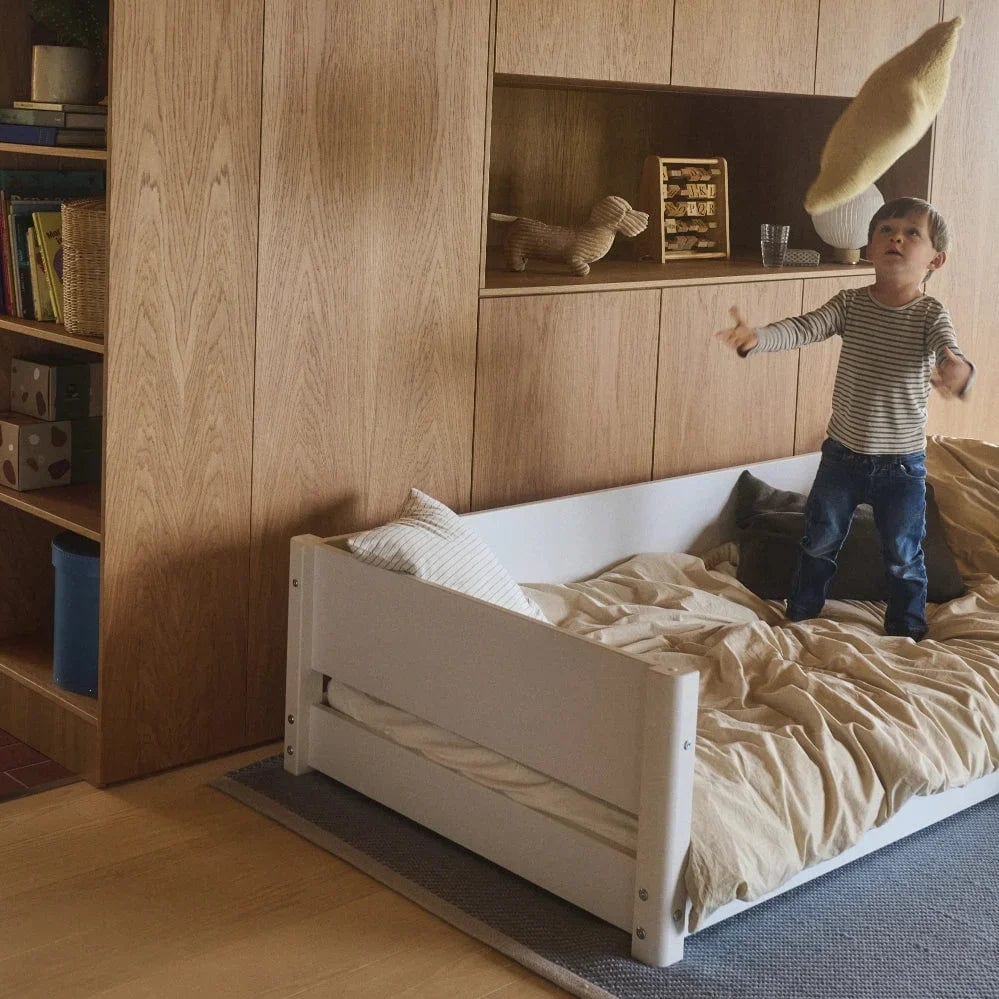 Lit bas pour enfant en bois blanc 210x101x47,2cm Montessori White - Flexa — vue 2