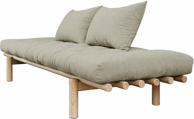 Lit de jour en bois clair et matelas lin Pace - Karup Design - The Cool Republic