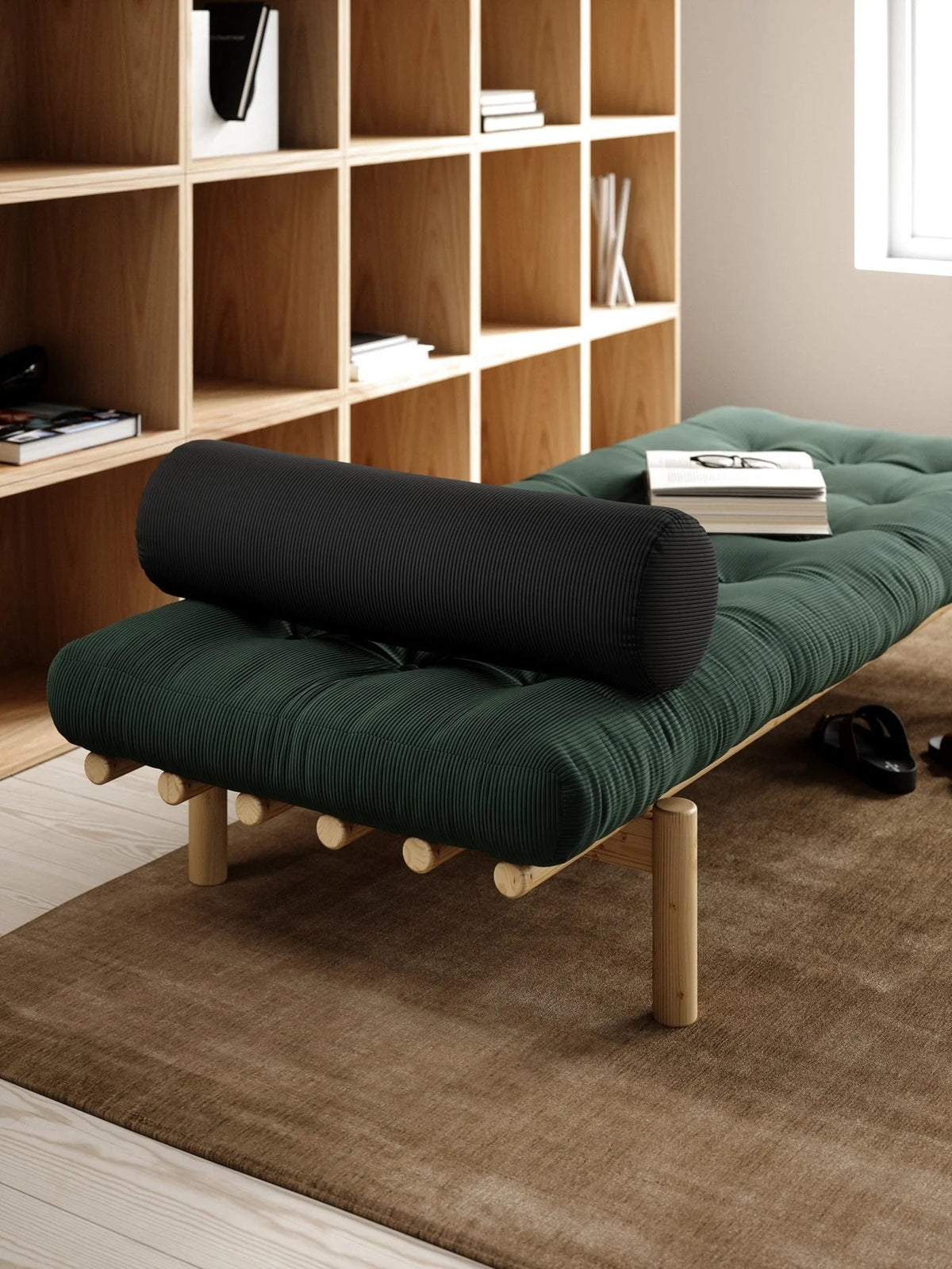 Lit de jour en pin clair et velours côtelé marron fudge Next Daybed - Karup Design - The Cool Republic