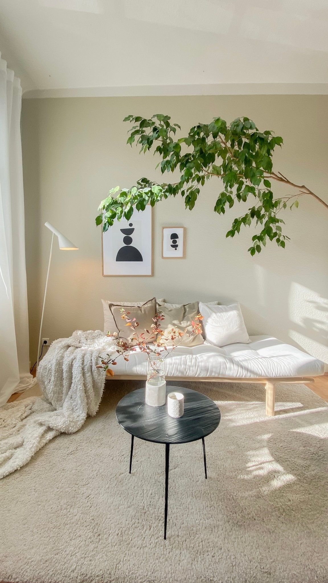 Lit de jour en pin massif avec matelas marron 75x200cm Pace - Karup Design - The Cool Republic