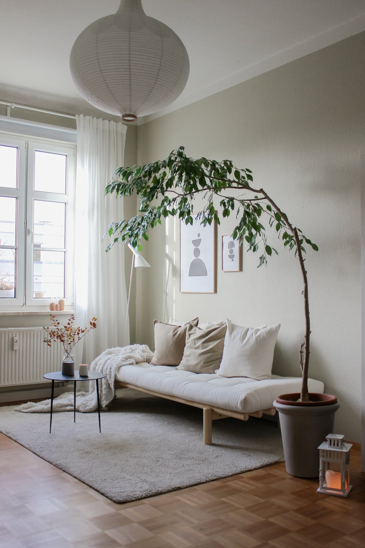 Lit de jour en pin massif avec matelas marron 75x200cm Pace - Karup Design - The Cool Republic