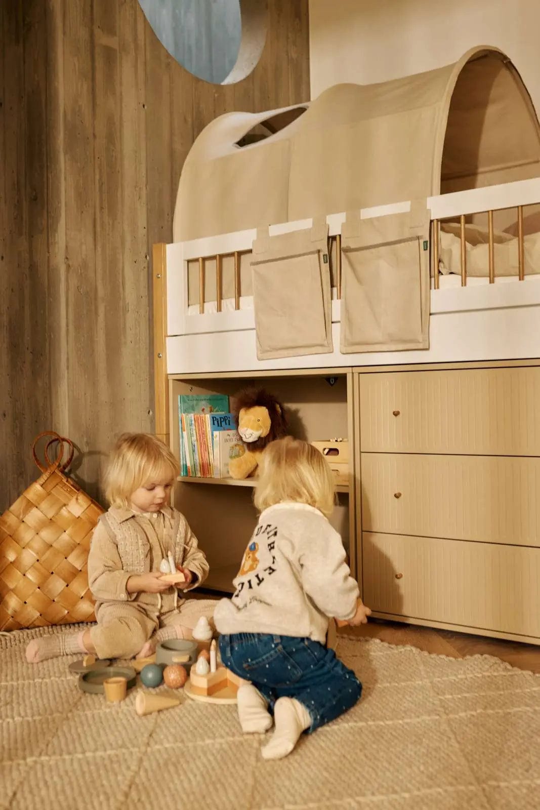 Lit mi-hauteur pour enfant en chêne naturel et bois blanc 208x108,3x120cm Nor - Flexa — vue 6