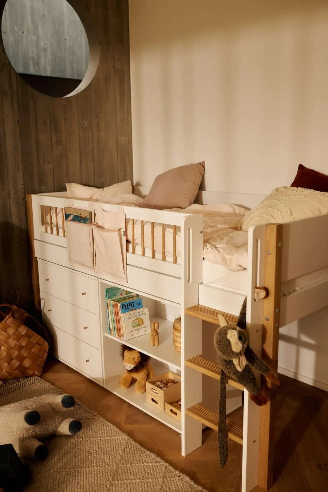 Lit mi-hauteur pour enfant en chêne naturel et bois blanc 208x108,3x120cm Nor - Flexa — vue 9