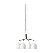 Lustre à 4 bras courts blanc base noire Howard Chandelier - Gubi - The Cool Republic