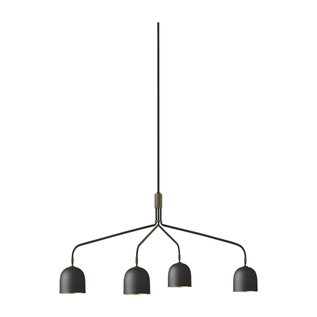 Lustre à 4 bras longs noir Howard Chandelier - Gubi - The Cool Republic