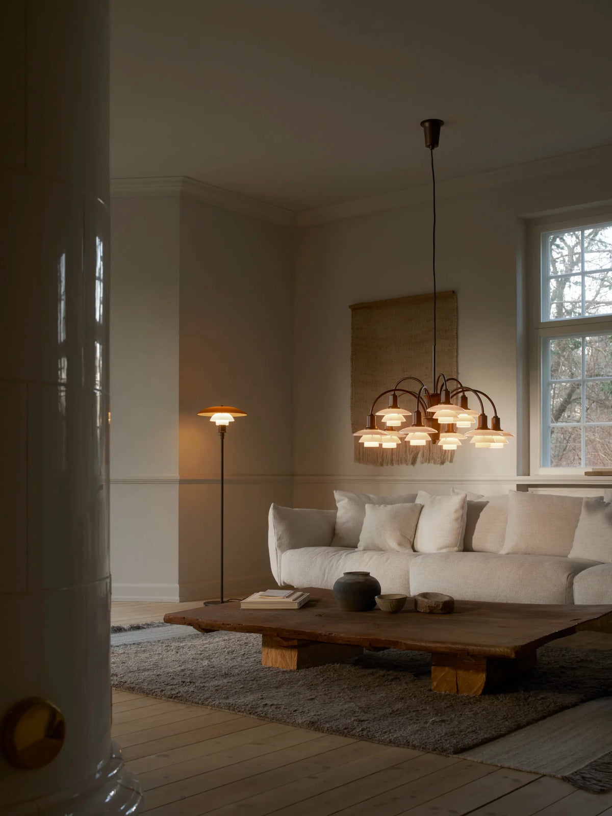 Lustre en laiton vieilli terracotta 71x44cm Centenary - Louis poulsen - The Cool Republic