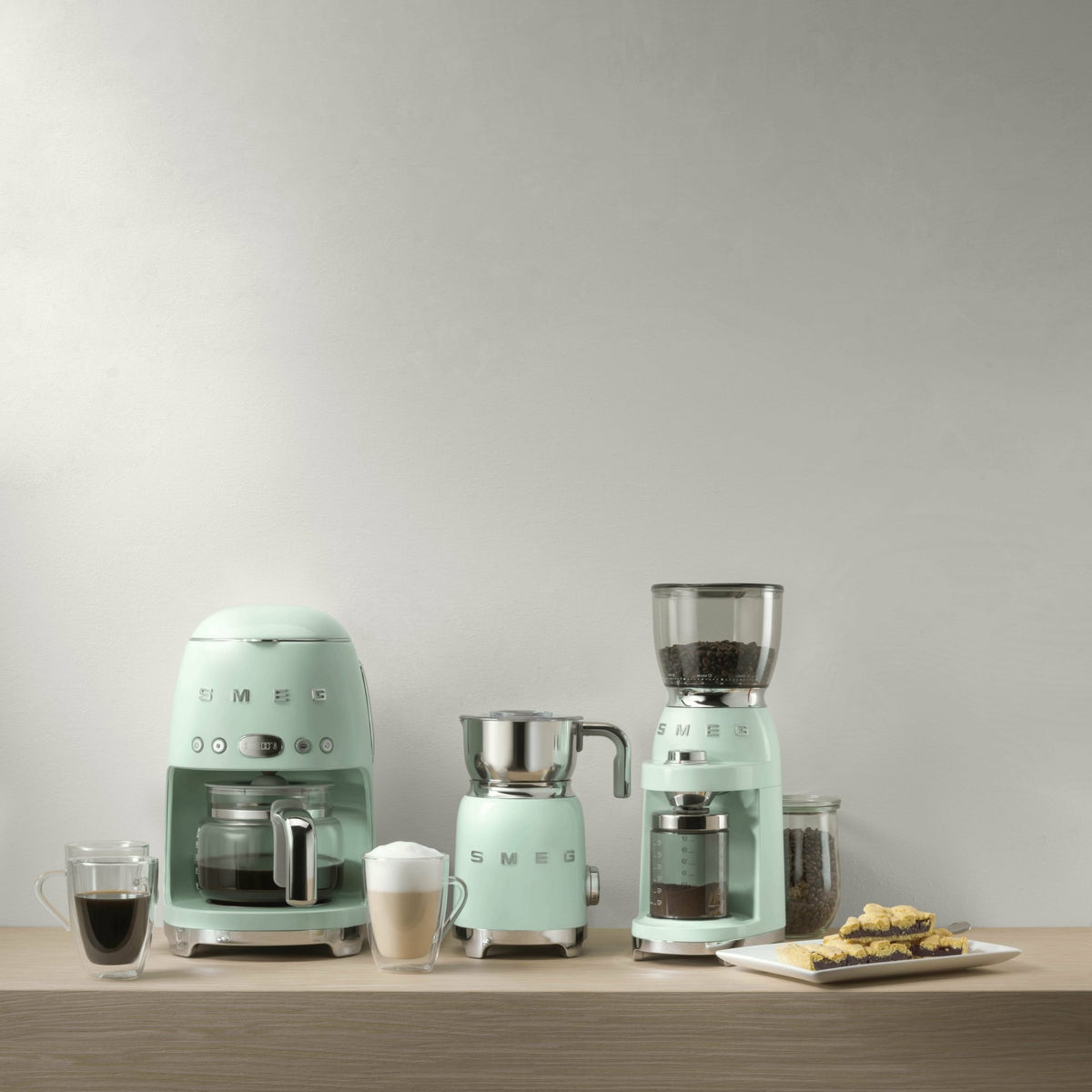 Machine à café Filtre vert d'eau 1,4 L Années 50 - Smeg - The Cool Republic